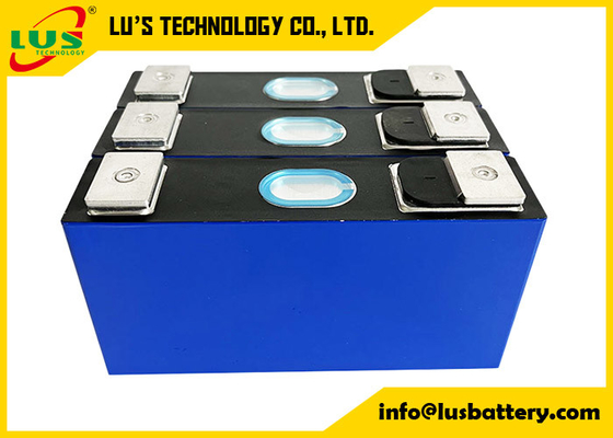 Komórka litowa LiFePO4 Prismatyczna 3.2V 100Ah LiFepo4 akumulator litowy LFP Akumulator do przechowywania energii słonecznej